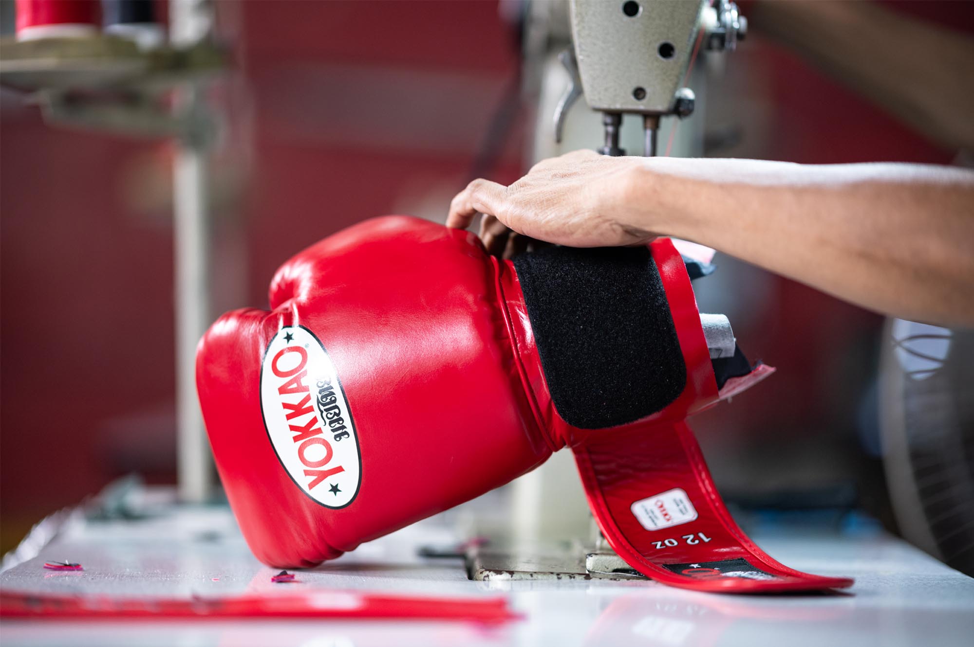 How to Choose the Right Boxing Gloves: Size, Type & Material Explained