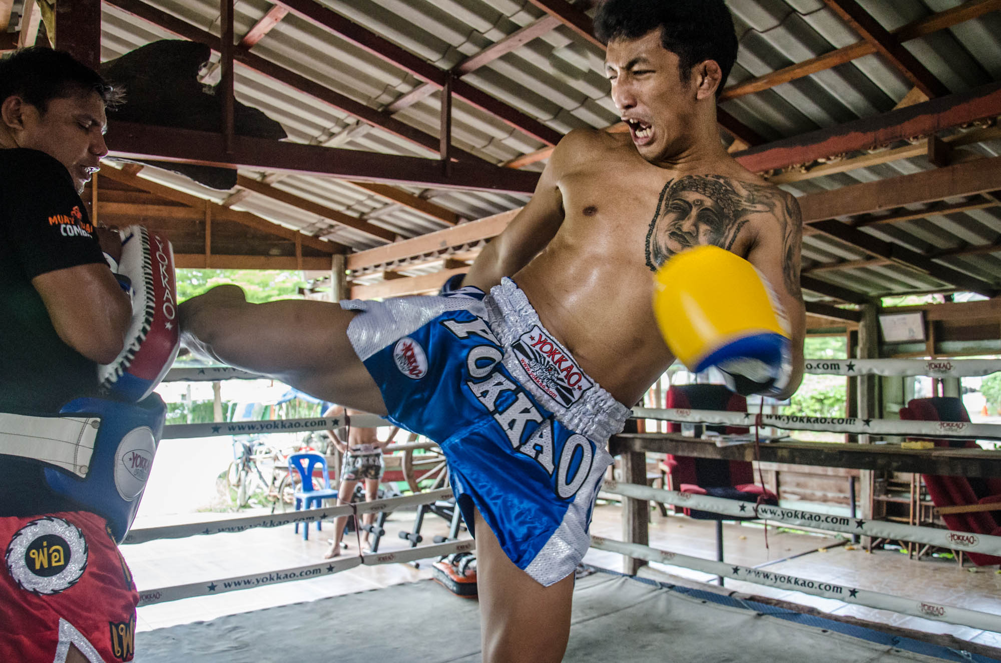 Pakorn wins vs Saketdao at Lumpinee Stadium!-YOKKAO
