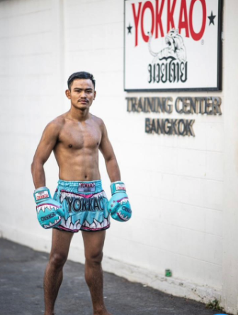 Saksri is the Latest Addition to the YOKKAO Fight Team