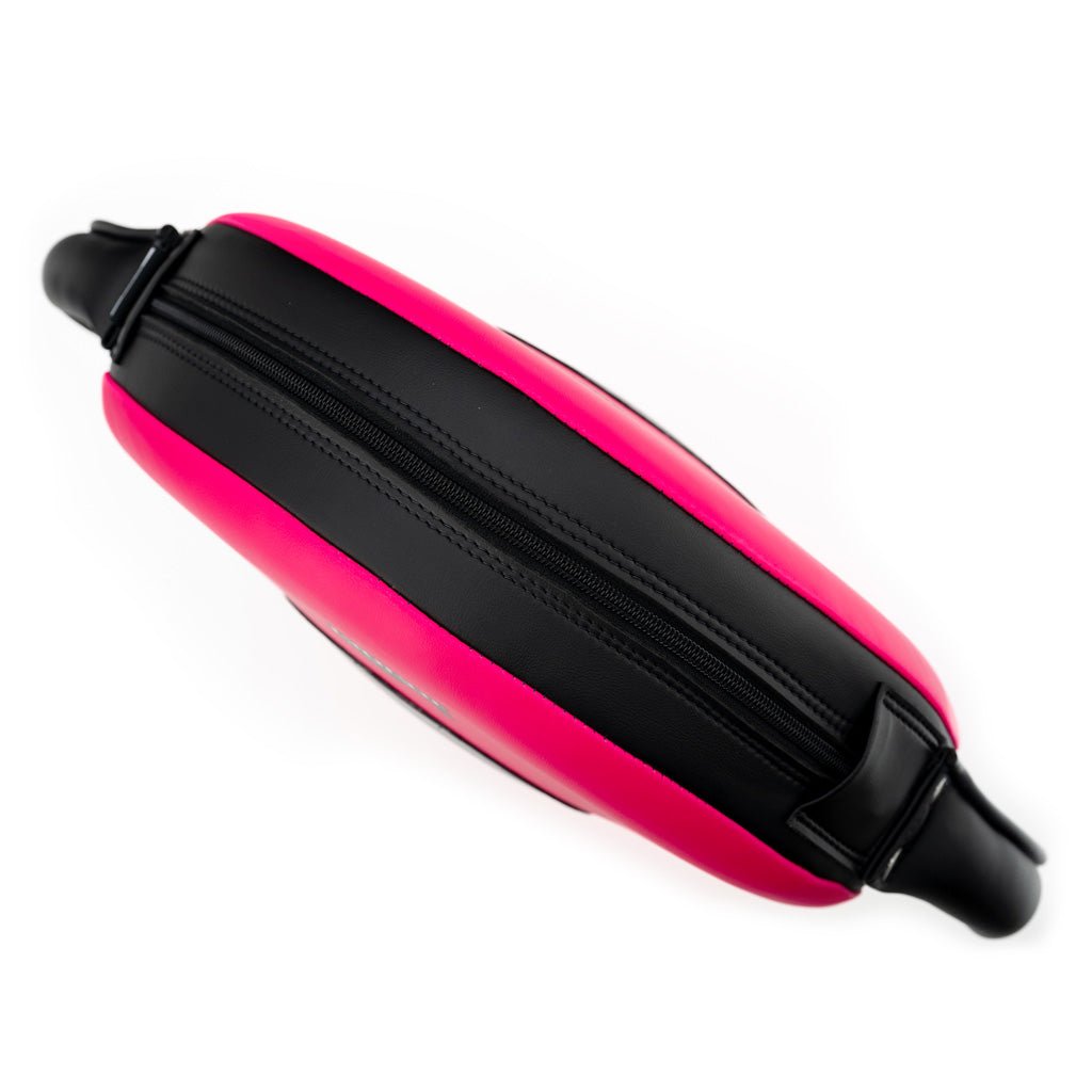 #color_fuchsia/black