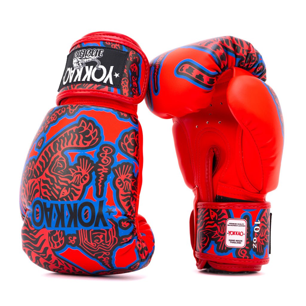 YOKKAO 10oz ボクシンググローブ YOKKAO Sak Yant Boxing Gloves | Muay Thai Performance | YOKKAO