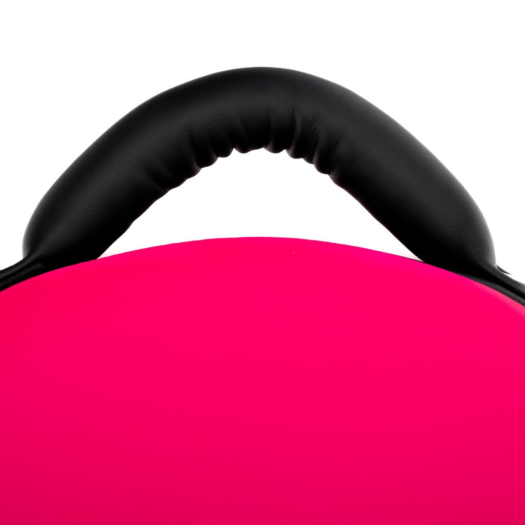 #color_fuchsia/black