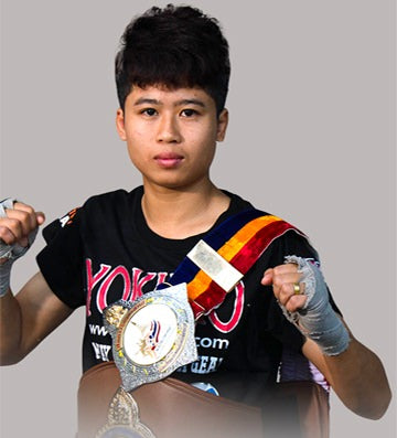 Lommanee Muay Thai fighter portrait